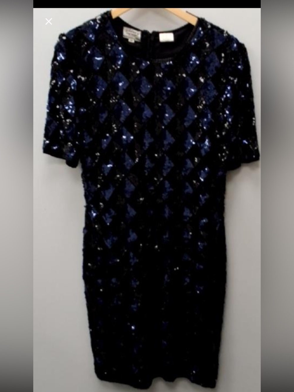 Stenay Vintage Sequin Short-Sleeve Cocktail Dress in Navy and Black